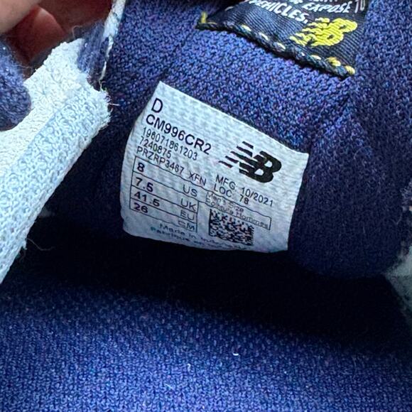 New Balance Figs Sneakers - Picture 4 of 5